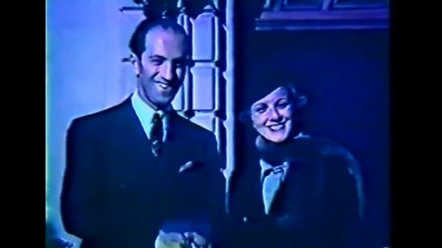 Gershwin introduces and plays his Variations on I Got Rhythm смотреть онлайн