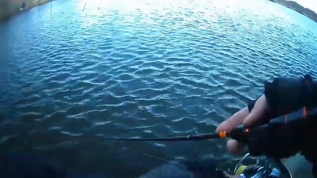 Весенняя ловля на микроджиг .Ловля окуня и судака ТЭЦ 2. смотреть онлайн