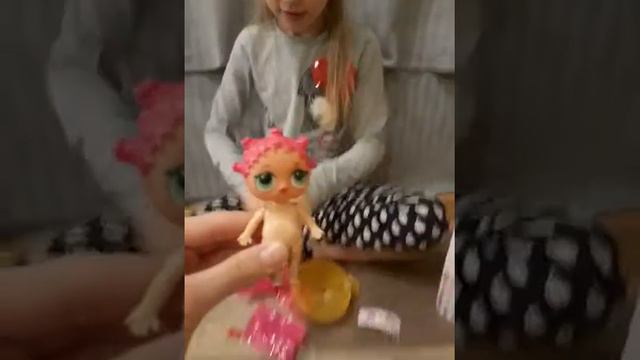 Распаковка LOL!. Золотая серия.Куколка лучше чем в первый раз!👍👭. Поляша в восторге! ///Поляша Ми!