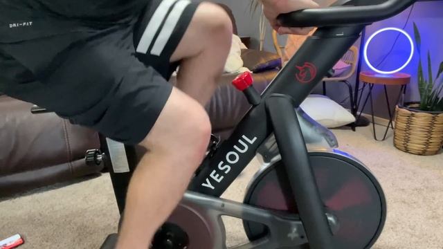 Yesoul S3 Indoor Spin Bike Review: $500 Budget Peloton? смотреть онлайн