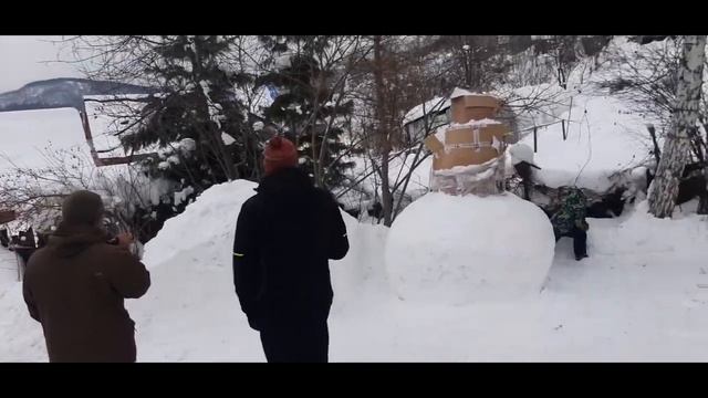 ГОТОВИМСЯ К НОВОМУ ГОДУ. СЕМЬЯ ИЗ РОССИИ. смотреть онлайн