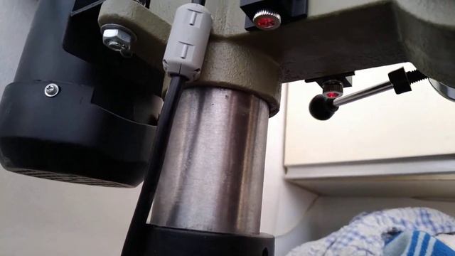 Лазерный целеуказатель для сверлильного станка Crown CT32020 смотреть онлайн