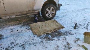 НИВА, устанавливаем брызговики от девятки.