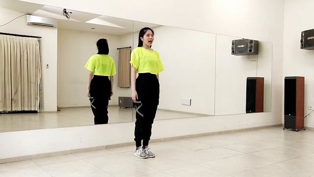 aespa 에스파 'Black Mamba' Dance Tutorial | Explained + Mirrored смотреть онлайн