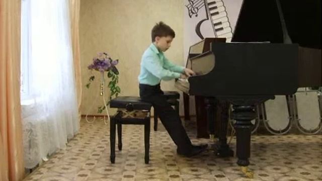 Кутьин Фёдор - Э. Григ соч.38 "Халлинг" соль минор смотреть онлайн