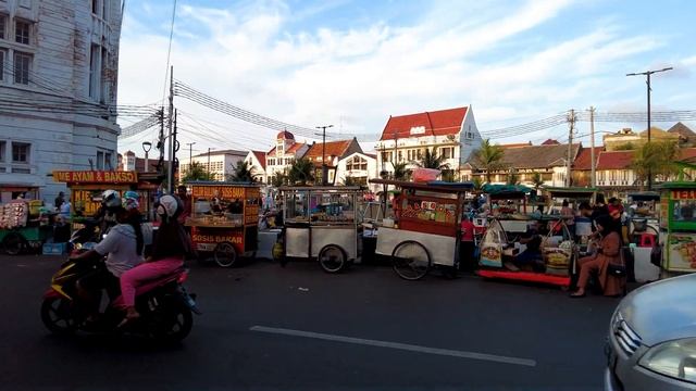 All Day Walking in Jakarta Lively Streets, Kota Tua Indonesia смотреть онлайн