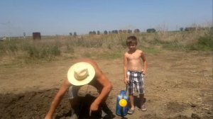 Способ забивания арматуры для контура заземления.