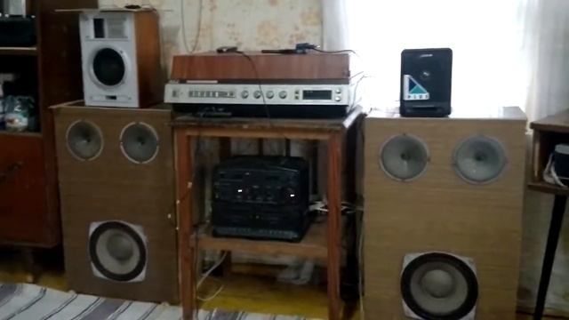 моя старая аппаратура в деревне. смотреть онлайн