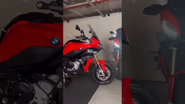 Currently have 3 great S1000 XR in stock all with a slightly different spec. смотреть онлайн