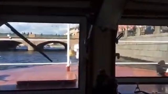 Запихнули кресло DXRacer King в рубку теплохода - Не монтаж - смотреть до конца всем смотреть онлайн