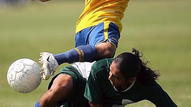 Стих "Футбол". Юлия Друнина. Для поклонников футбола читаю это стихотворение. смотреть онлайн