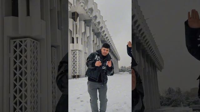 Xamdam Sobirov & Ulugbek Yo'lchiyev - Tez kunda yangi xit tarona #xamdam_sobirov #ulugbek_yolchiyev смотреть онлайн