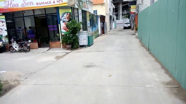 22 Августа. Погода. Отель Fairy Bay. Дорога до кафе Морячок. Массажный салон в переулке. смотреть онлайн