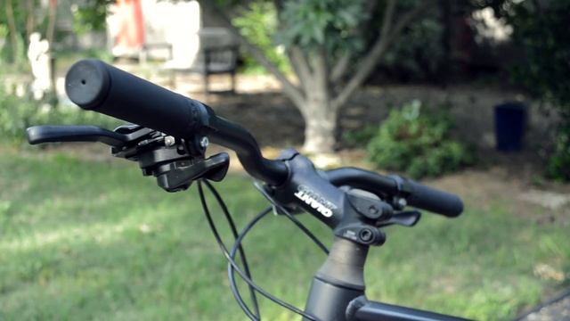 Giant Escape 3 Review! Best Sporty Commuter Bike! смотреть онлайн