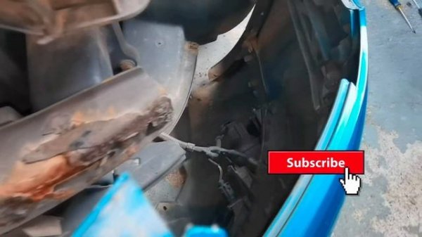 How To Remove Headlights On VW TOURAN