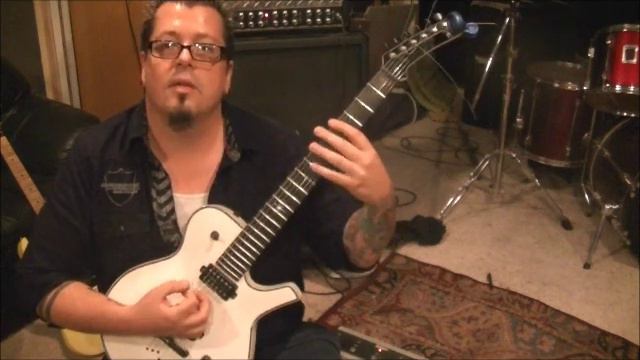 Papa Roach - She Loves Me Not - Guitar Lesson by Mike Gross - How to play - Tutorial смотреть онлайн