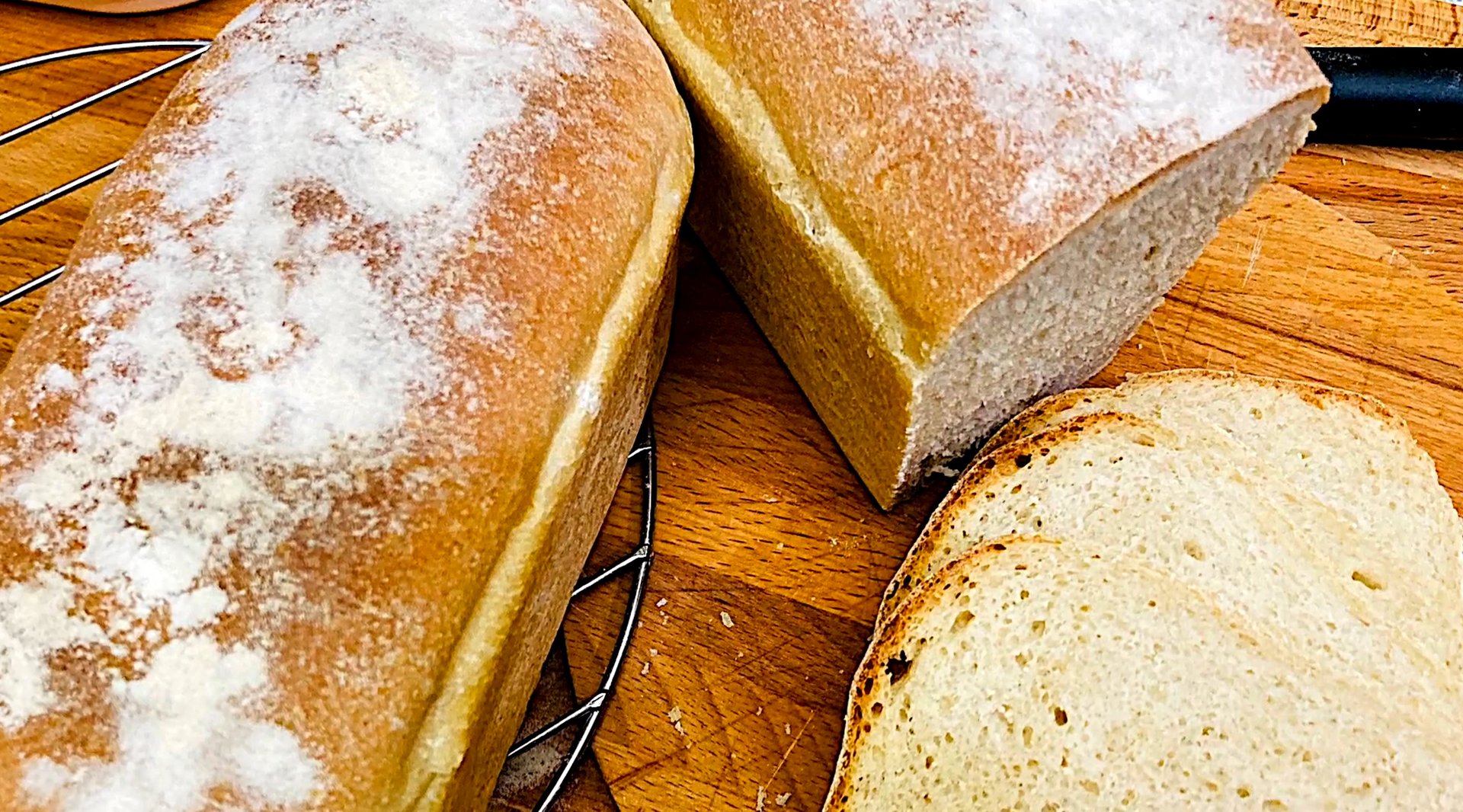 Ароматный домашний хлеб. Всего 3 г свежих дрожжей! смотреть онлайн