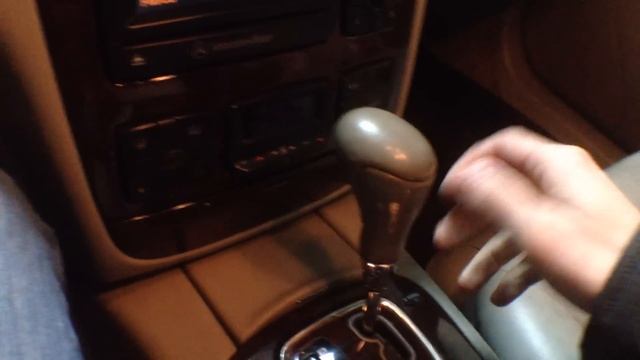 Mercedes-Benz S320 (W220)как снять ручку акпп смотреть онлайн