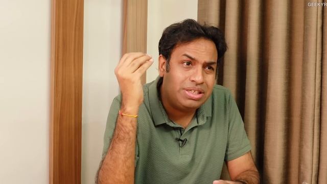 Yamaha YH-L700A New Premium Sounding Wireless Headphones смотреть онлайн