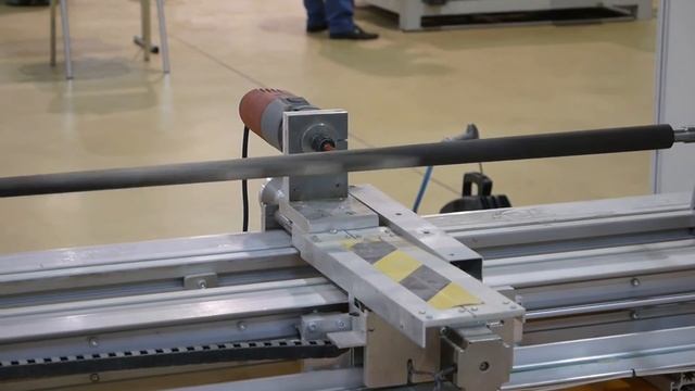 Токарно-фрезерный копировальный станок с ЧПУ изготовления кия для бильяда. смотреть онлайн