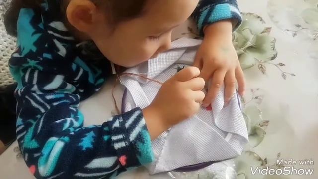Детское занятие"Вышивание мулине" смотреть онлайн