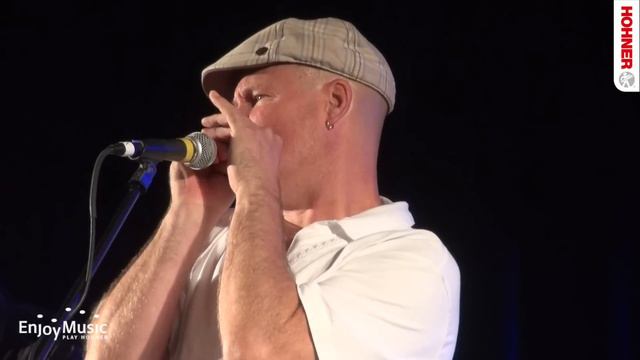 Harmonica Masters Play Amazing Grace At SPAH 2013 смотреть онлайн