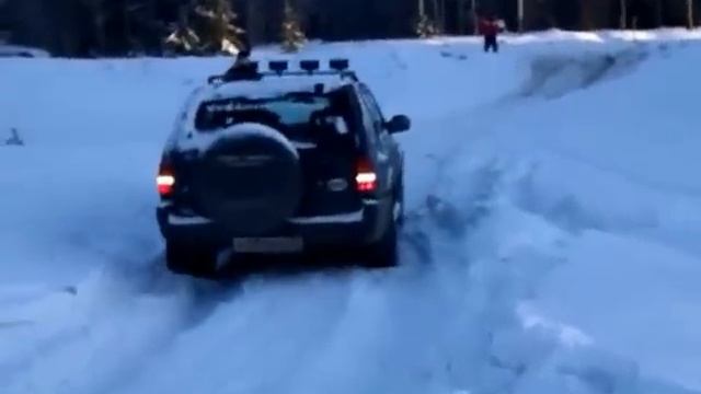 Opel Frontera vs зимний лес смотреть онлайн