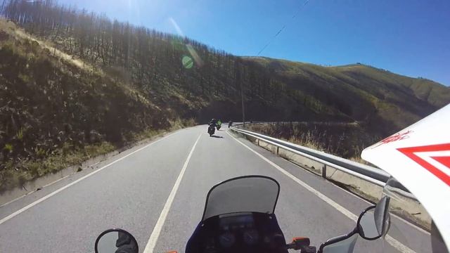 Africa Twin 750 , Serra da Estrela смотреть онлайн