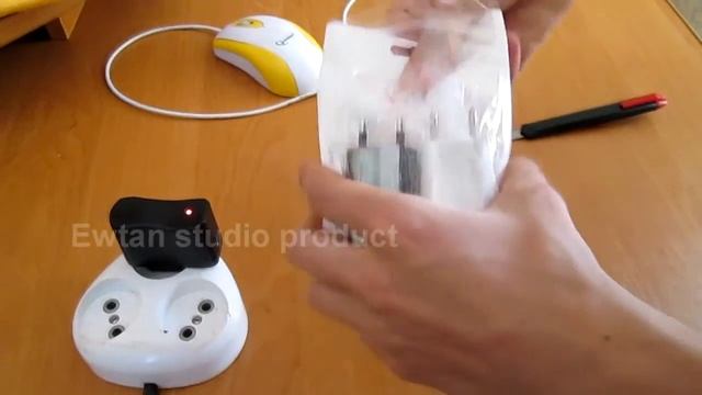 Посылка 31 блоки питания 5 вольт Черного и белого цветов USB смотреть онлайн