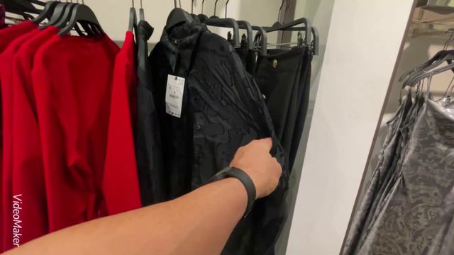 ABU DHABI MOLL ZARA Абу Даби смотреть онлайн