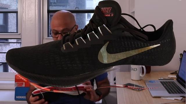 Nike Pegasus 37 - a very biased look смотреть онлайн