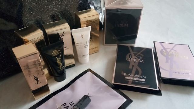 Покупки с сайта Yves Saint Laurent, слушаем аромат Black Opium, помады?? смотреть онлайн