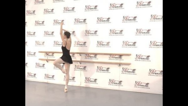 "PIROUETTE" 16.09.02 Tour (pirouette) tire-bouchon начиная из положения ноги назад на 90%, en dedan