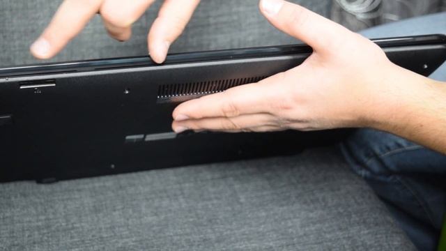 ASUS X751SA Laptop 17.3 inch |Thes Unboxing +Eng Subs смотреть онлайн