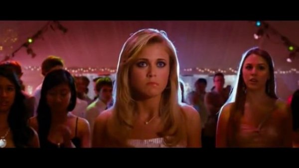 Diary of a Wimpy Kid: Rodrick sings "Baby" by Justin Bieber HD