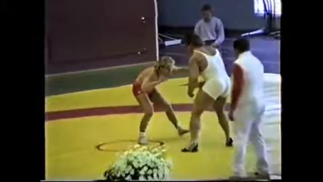 качок против борца