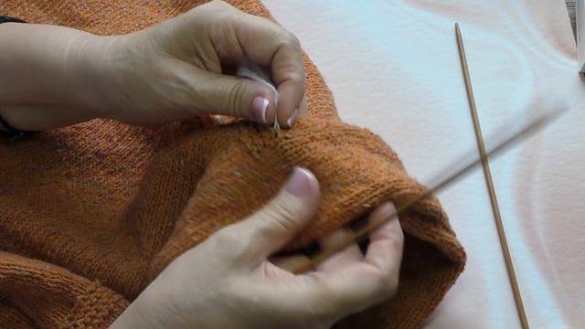 ПЛАТЬЕ СПИЦАМИ. ПРОСТО И СТИЛЬНО! ПОДРОБНЫЙ МК. смотреть онлайн