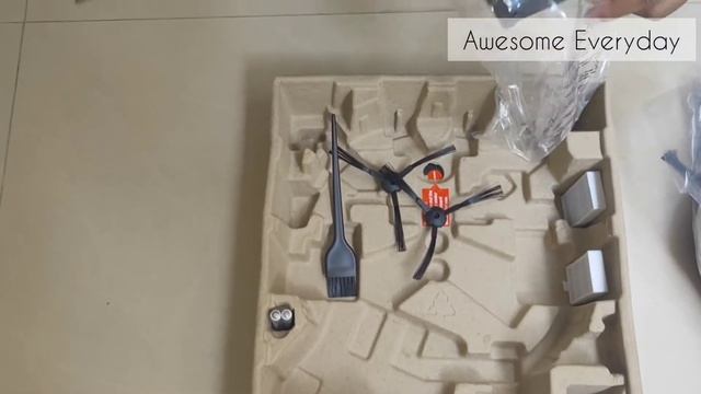 Unboxing iLife V5s Pro Robotic Vacuum Cleaner смотреть онлайн