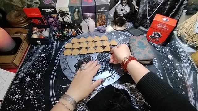 Кто изменит Вашу жизнь и что будет происходить с Вами до конца года смотреть онлайн