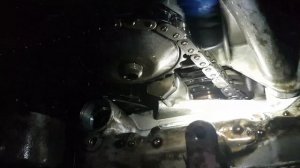 AUDI A6 2.5 TDI замена прокладки на передней крышке коленвала.