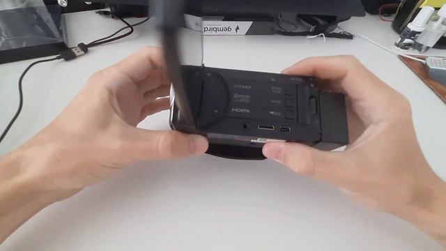 Видеокамера Canon Legria HFR306 смотреть онлайн