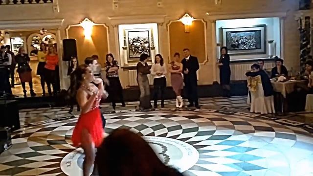 Танец "Джайв" дуэта 2-х "К" в Древнем Риме г.Караганда смотреть онлайн