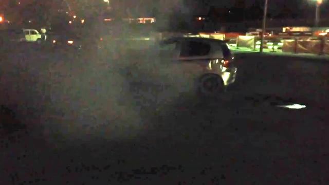 Burnout / сжигание резины с искрами смотреть онлайн