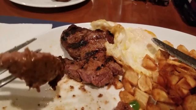How to Get Secret Menu Item $6.99 Steak and Eggs In Vegas (Best Vegas Deals & Packages) смотреть онлайн