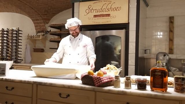 Штрудельшоу в Вене смотреть онлайн