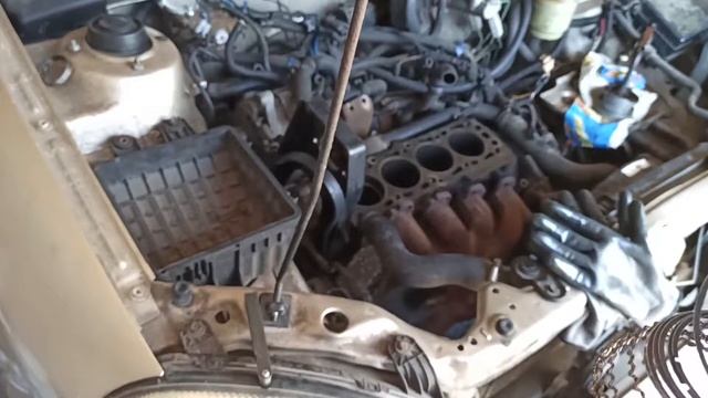 Установка колец на поршень. Как раскинуть кольца. Часть 1. смотреть онлайн