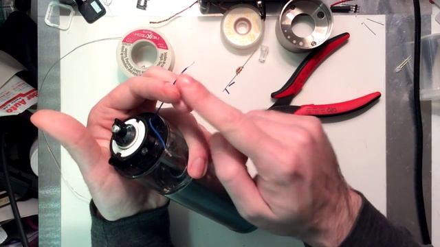 Hacking a Pepper Grinder смотреть онлайн