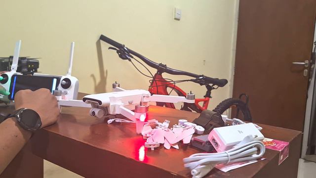 Unboxing DRONE FIMI X8 2022 V2 смотреть онлайн