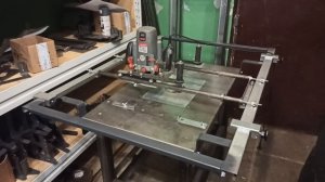 Каретка для ручного фрезера