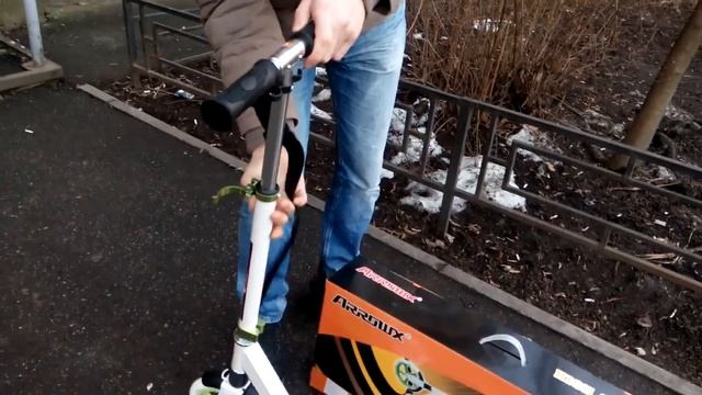 Самокат с большими колесами 230мм+амортизатор WWW.SAMOKATCLUB.RU смотреть онлайн